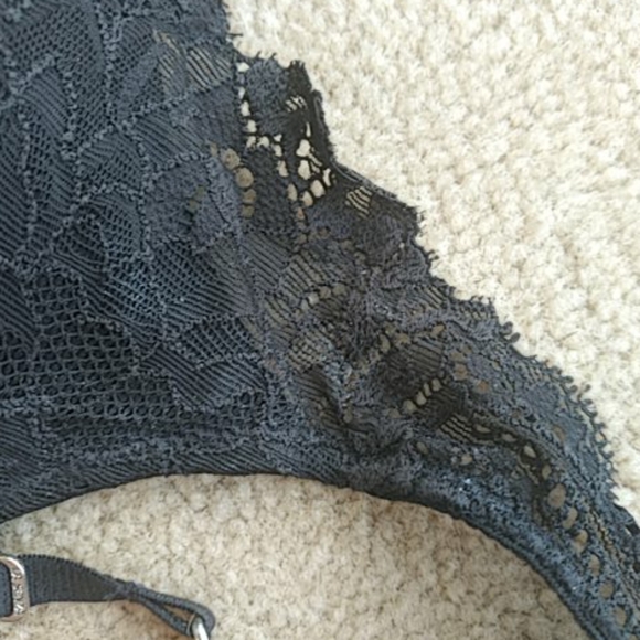 La Senza lace push-up bra - Picture 3 of 3